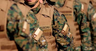 Ministra Rutherford procesa a 6 oficiales (r) del Ejército por mal uso de gastos reservados de la institución
