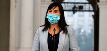 Izkia Siches sale en defensa del plebiscito y critica que "se use la pandemia de forma mañosa con fines políticos"