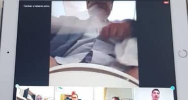 Core de Ñuble fue sorprendido sesionando sentado en la taza del baño