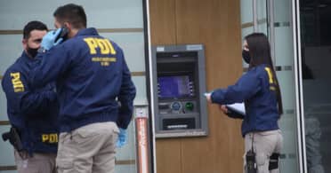Hombre intentó forzar cajero automático con un fierro en Curicó