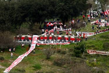 Hinchas podrán subir el Cerro Condell para ver partido de Curicó Unido ante la "U"