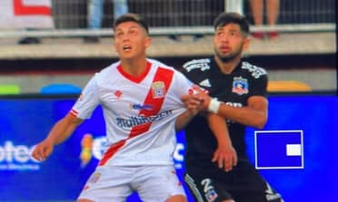 El cuestionado VAR : “Lo toma, lo toma…..lo suelta”