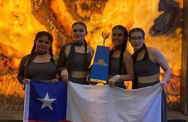 Compañía “Danzar para Volar” obtuvo excelentes resultados en México