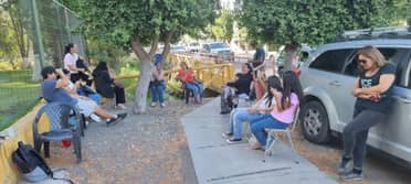 A la espera de matrículas: padres y apoderados pasarán el año nuevo en el ingreso de colegio en Teno