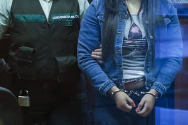 Prisión preventiva para mujer que hurtó tarjetas a adulta mayor y gastó más de $8 millones en Talca