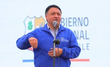 Alcalde Fernández y su próximo sucesor: “Deseo que siga con la reconstrucción y que quiera mucho a Licantén”
