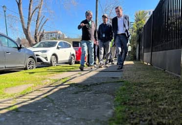 Esta semana comienza reposición de veredas en barrio San Francisco de Curicó