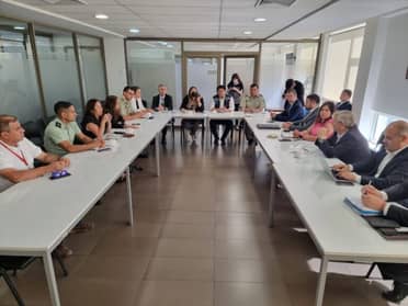 Mesa de seguridad reunió a autoridades comunales y entidades en la delegación presidencial