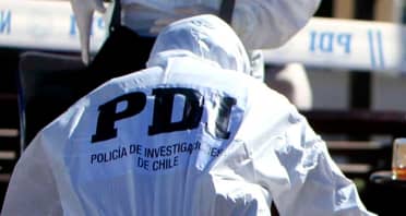 Adolescente muere y adulto permanece grave tras violento asalto en Linares