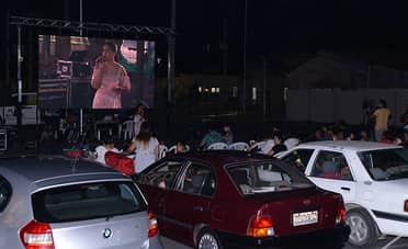 Noche de película bajo las estrellas: Proyectarán "Grease" en autocinema para el día de los enamorados