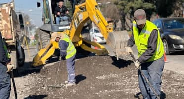 Anuncian plan de contingencia en trabajos de pavimentación frente al Parque Muévete de Curicó
