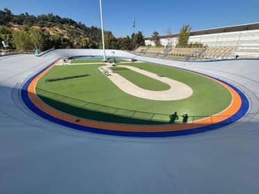 IND responde a denuncia reconociendo riesgo en la carpeta del velódromo de Curicó