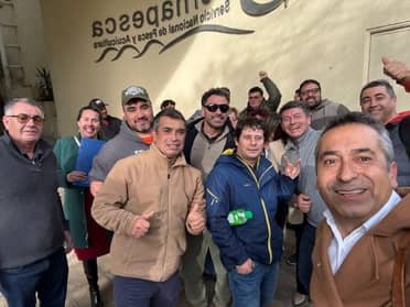 Diputados y pescadores se oponen al ingreso de la flota del Biobío a sus costas para la pesca de jibia