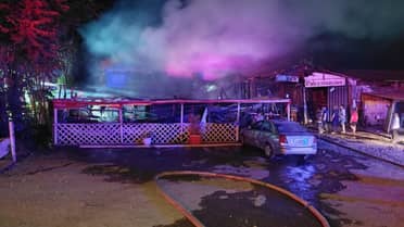 Incendio destruye emblemático restaurante "Che Carlitos" en Curicó