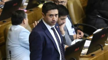 Fiscalía solicita desafuero de senador Miguel Ángel Calisto tras acusación por millonario fraude al fisco
