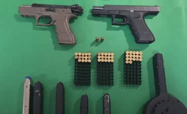 Carabineros detiene a cuatro sujetos con amplio prontuario por porte ilegal de armas tras control vehicular en Curicó