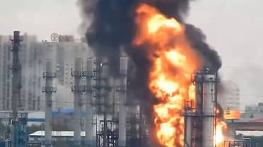 Ataque masivo con drones ucranianos golpea refinería en Moscú y otras regiones rusas