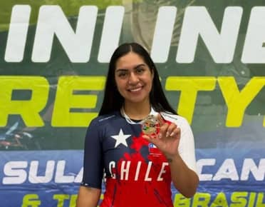 Patinadora curicana Milka Quiñones se corona Campeona Sudamericana de Speed Slalom