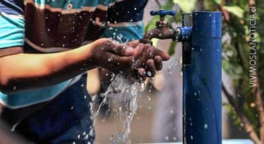 Aprueban proyecto que regulará los servicios sanitarios rurales