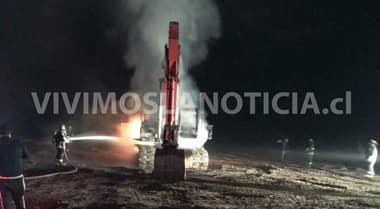 [FOTOS] Ataque incendiario consumió maquinarias en Hualañé