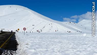 Adoptan medidas de seguridad por acumulación de nieve en el Pehuenche