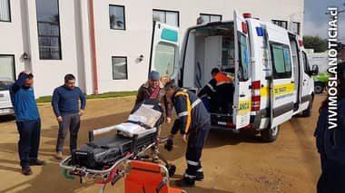 [FOTOS] Rauco recibió moderna ambulancia para atención primaria
