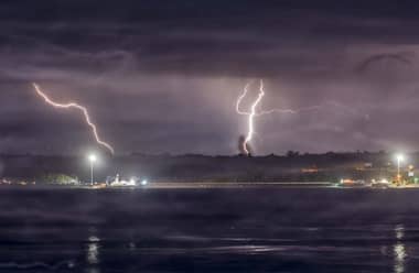 Meteorología emite aviso por tormentas eléctricas entre Valparaíso y Los Ríos