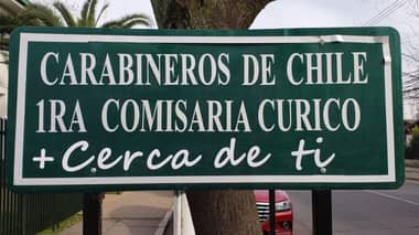 Dan de baja a sargento de carabineros por tenencia de pasta base de cocaína y sustracción de billetera a conductor