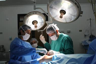 Hospital de Curicó muestra disminución de lista de espera quirúrgica y consultas