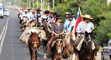 Deporte y tradición: Romeral celebra a adultos mayores y arrieros