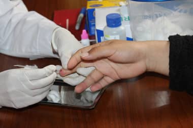 Cesfam de Curicó están realizando test rápido del VIH