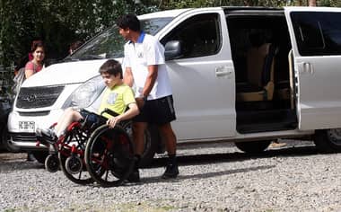 Curicanos se entrenan para ser nadadores paralímpicos
