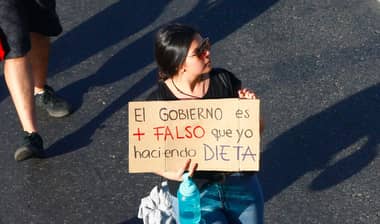 Revisa las postales que dejó la quinta jornada de manifestaciones en Curicó