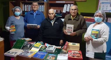 Librerías Mataquito hizo entrega de biblioteca al Hogar Betania