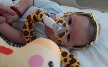 Familia de Augusto Barrios se adjudicó lotería mundial del medicamento más caro del mundo