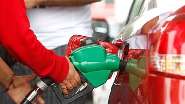 Atención, automovilistas: Bencina de 97 octanos sube más de $21 por litro este jueves