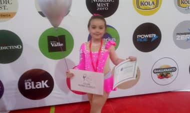 Florencia De Gregorio clasificó a la final nacional de la Federación Rítmica de Chile