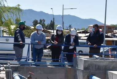 Concejo Municipal de Sagrada Familia se reunió con gobernadora regional para analizar proyectos comunales