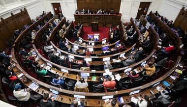 Congreso aprobó y despachó reforma constitucional para renuncia de constituyentes