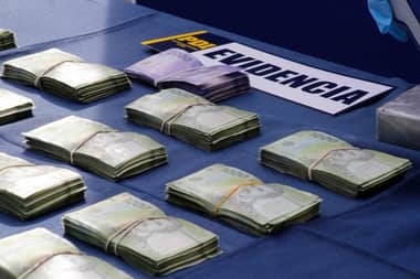 PDI entrega consejos para identificar billetes falsos y llama a denunciar casos