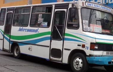 Alumno sufrió graves lesiones tras ser atropellado afuera de su colegio en Curicó