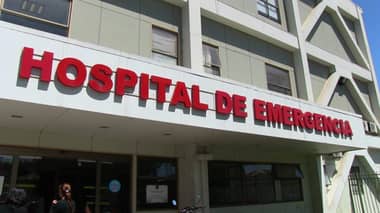 Caída de bins deja en estado grave a trabajador en packing de Teno
