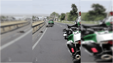 En estado grave motorista que fue colisionado al llegar a Itahue