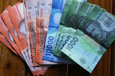 ¿Cómo postular al Aporte Familiar Permanente 2023?