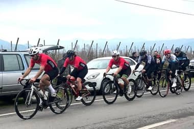 Circuito Ciclístico Solidario en Los Niches recauda más de $500 mil para deportista con problemas de salud