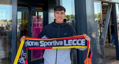 Matías Pérez llega a Italia para unirse al Lecce de la Serie A