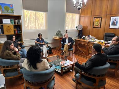 Municipio de Curicó informó avances del proceso de indemnización por cobros indebidos en cuentas de la luz