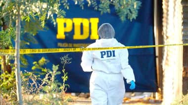 Hombre muere apuñalado tras riña con una vecina en Constitución