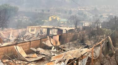 Confirman 15 fallecidos por incendios forestales en la región del Bío Bío