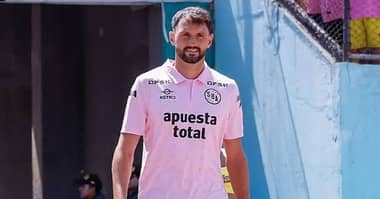Curicó Unido blinda su defensa con el argentino-italiano Rodrigo Colombo